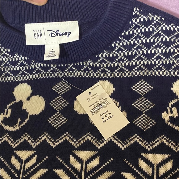 Disney GAP Navy Crewneck Sweater with White Snowflake Design - Picture 2 of 4